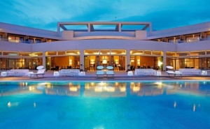 5 Дни със Закуска за Двама през Септември в Grecotel Grand Hotel Egnatia