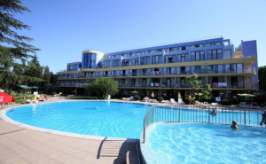 Почивка за Двама в Hotel Koral - Parking, Св.св. Константин и Елена