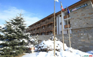 Нова Година в Банско, 4 дни с Гала вечеря в Happy End après ski bar от хотел Мура