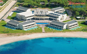 Почивка на Първа Линия в Александруполи в Grecotel Astir, със Закуска и Вечеря + Паркинг + Шезлонг и Чадър на Плажа
