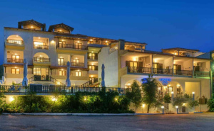 лято 2027, 5 дни със закуска за двама в Leandros Hotel Chalkidiki