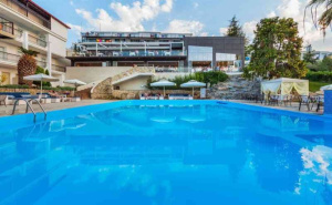 лято 2027, 5 дни полупансион за двама в Kriopigi Hotel Chalkidiki